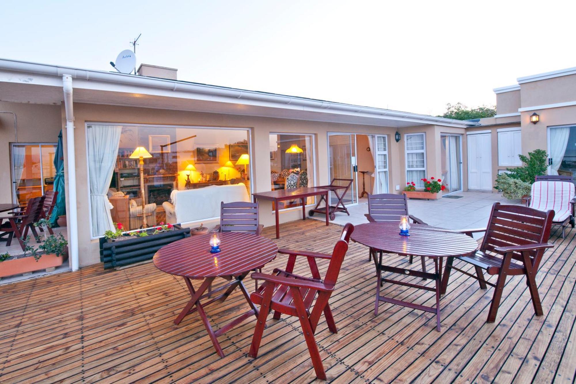 Dolphins' Playground Beachfront B&B Plettenberg Bay Dış mekan fotoğraf